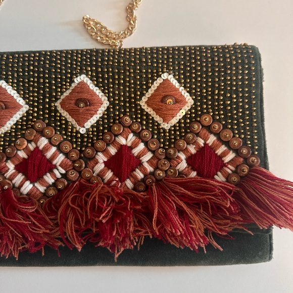Francesca’s Velvet Beaded Tassel Clutch Purse - Picture 7 of 10